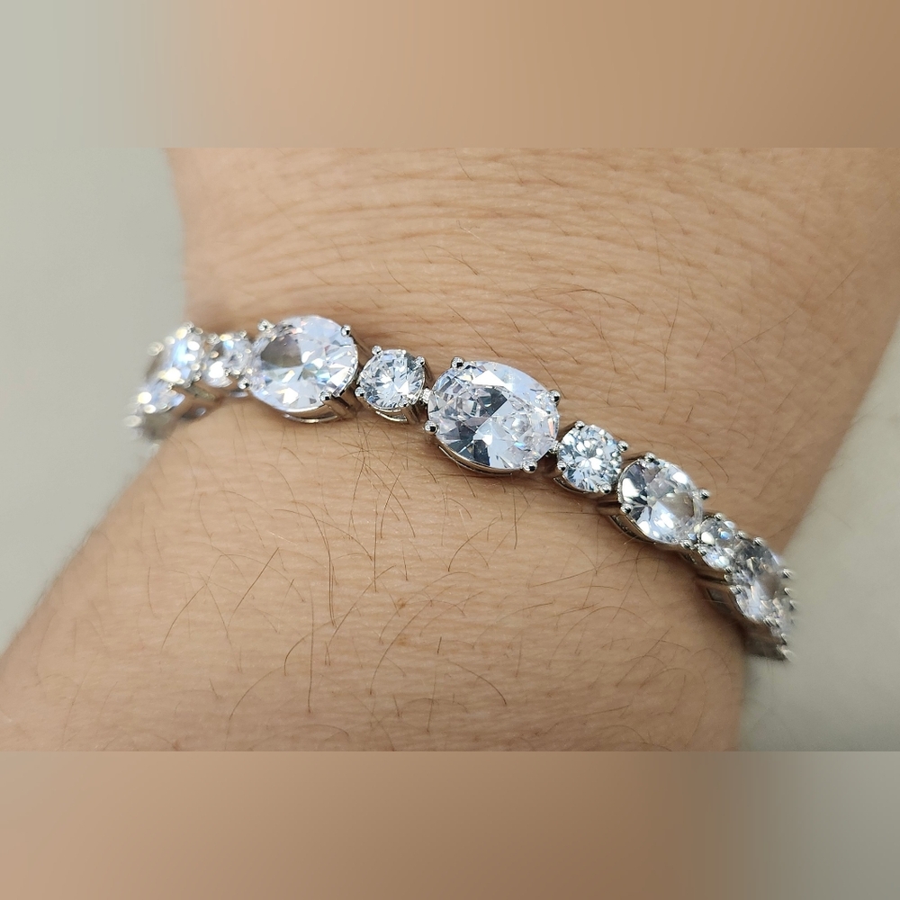 NWT Givenchy Silver-Tone Mixed Cut Cubic Zirconia Tennis Bracelet